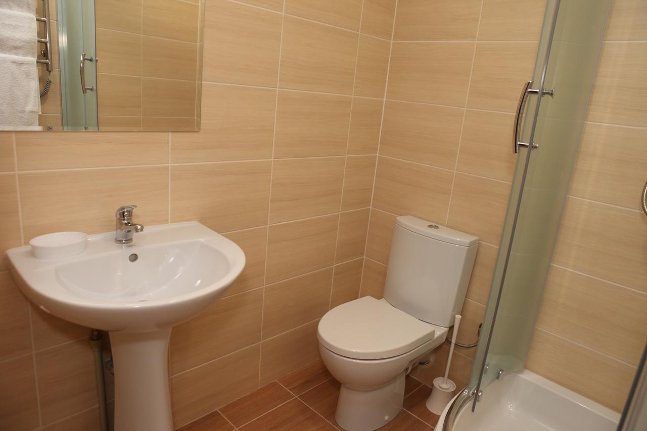 Sky Hotel Дніпро Екстер'єр фото